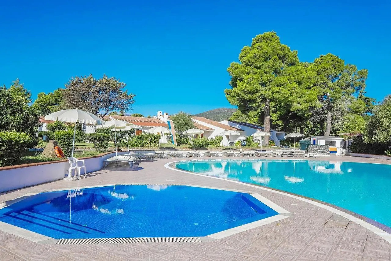 Hotel Villaggio Li Cucutti Agrustos