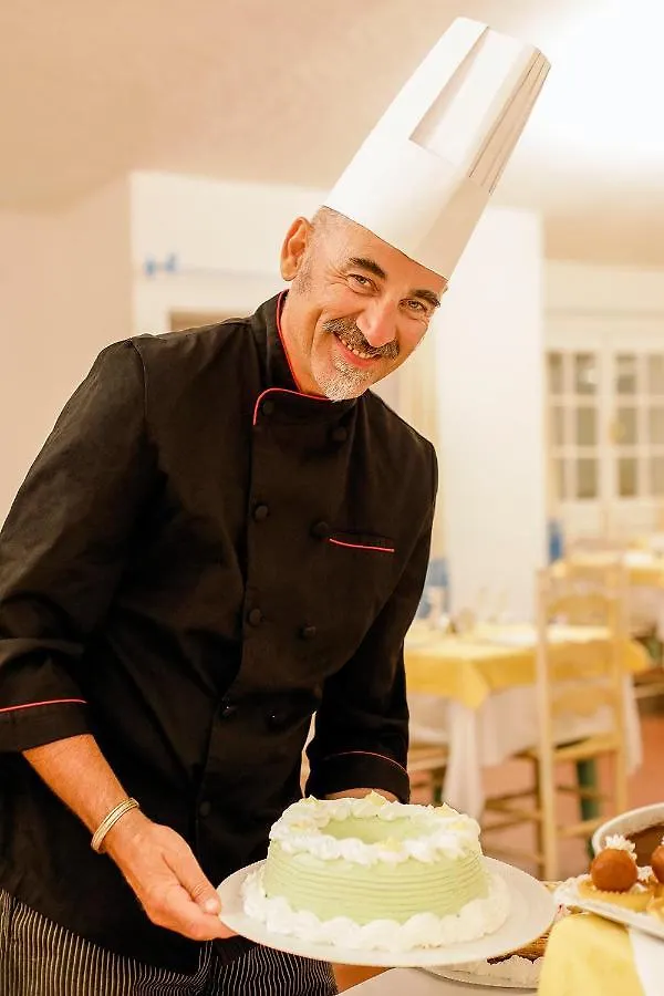 **** Hotel Villaggio Li Cucutti Agrustos Italien